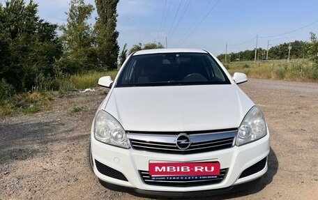 Opel Astra H, 2011 год, 850 000 рублей, 3 фотография