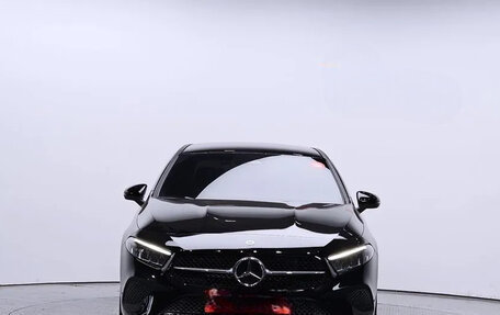 Mercedes-Benz A-Класс, 2024 год, 4 600 000 рублей, 2 фотография