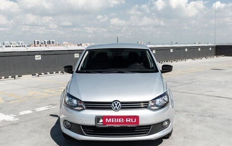 Volkswagen Polo VI (EU Market), 2014 год, 1 099 000 рублей, 2 фотография