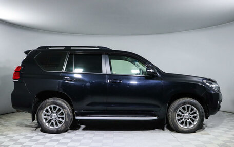 Toyota Land Cruiser Prado 150 рестайлинг 2, 2018 год, 5 800 000 рублей, 4 фотография