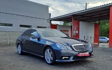 Mercedes-Benz E-Класс, 2011 год, 1 780 000 рублей, 4 фотография