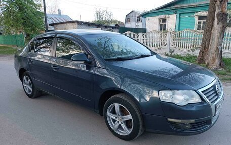 Volkswagen Passat B6, 2007 год, 555 000 рублей, 3 фотография