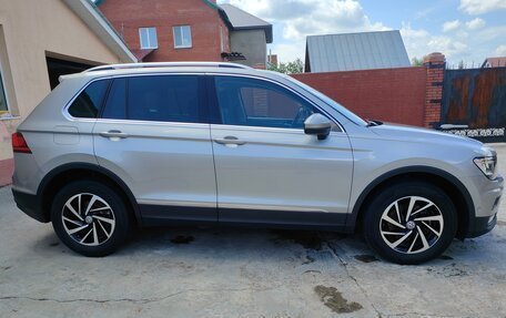 Volkswagen Tiguan II, 2018 год, 2 450 000 рублей, 5 фотография