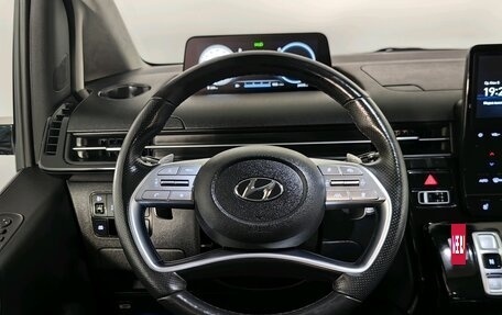 Hyundai Staria, 2021 год, 5 999 000 рублей, 13 фотография