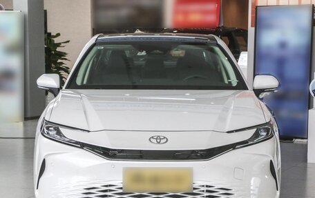 Toyota Camry, 2024 год, 4 800 000 рублей, 2 фотография