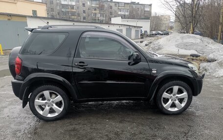 Toyota RAV4, 2003 год, 1 300 000 рублей, 7 фотография