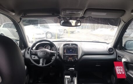 Toyota RAV4, 2003 год, 1 300 000 рублей, 9 фотография