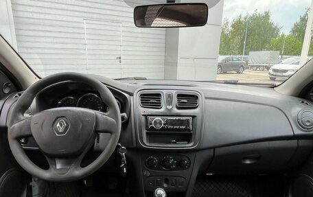 Renault Logan II, 2016 год, 495 000 рублей, 5 фотография