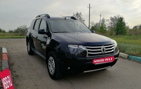 Renault Duster I рестайлинг, 2012 год, 990 000 рублей, 2 фотография