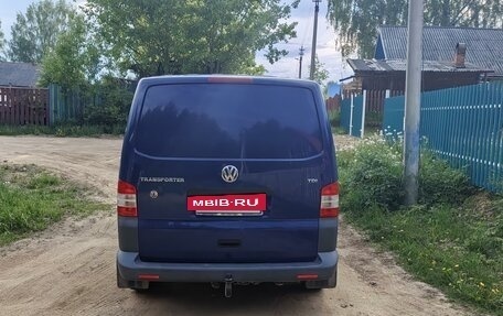 Volkswagen Transporter T5 рестайлинг, 2010 год, 1 650 000 рублей, 2 фотография