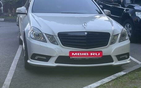 Mercedes-Benz E-Класс, 2010 год, 1 600 000 рублей, 2 фотография