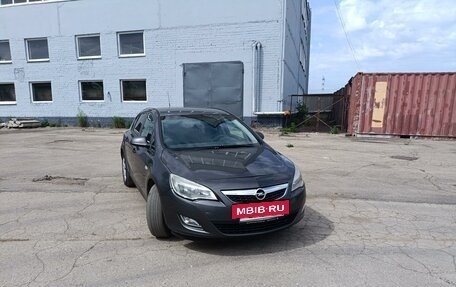 Opel Astra J, 2010 год, 430 000 рублей, 2 фотография