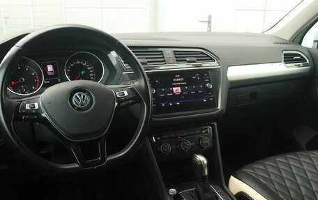 Volkswagen Tiguan II, 2020 год, 2 695 000 рублей, 6 фотография