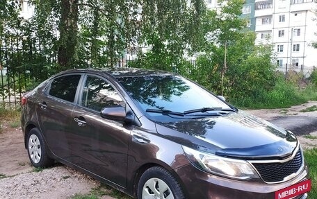 KIA Rio III рестайлинг, 2015 год, 1 050 000 рублей, 4 фотография