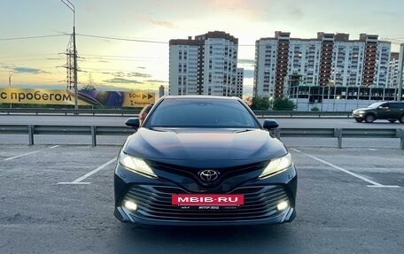 Toyota Camry, 2019 год, 2 990 000 рублей, 2 фотография