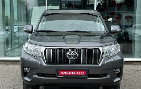 Toyota Land Cruiser Prado 150 рестайлинг 2, 2020 год, 5 395 000 рублей, 3 фотография