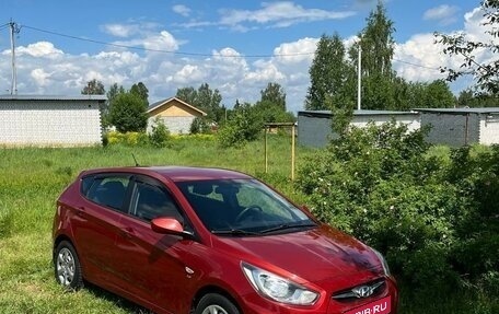 Hyundai Solaris II рестайлинг, 2012 год, 840 000 рублей, 4 фотография