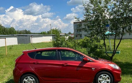 Hyundai Solaris II рестайлинг, 2012 год, 840 000 рублей, 8 фотография