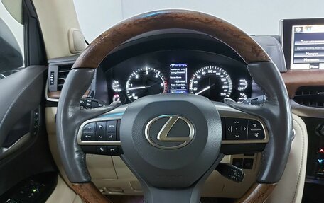 Lexus LX III, 2017 год, 5 897 000 рублей, 24 фотография