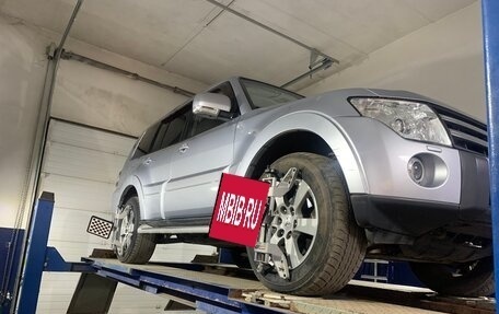 Mitsubishi Pajero IV, 2007 год, 1 720 000 рублей, 31 фотография