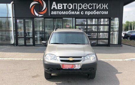 Chevrolet Niva I рестайлинг, 2019 год, 899 000 рублей, 6 фотография