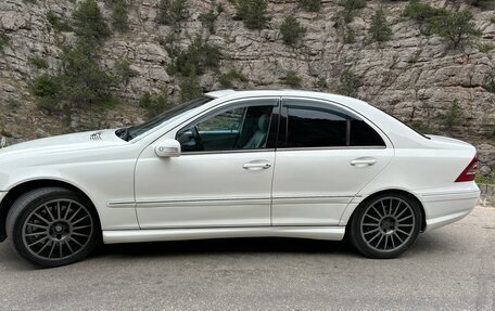 Mercedes-Benz C-Класс, 2005 год, 820 000 рублей, 3 фотография