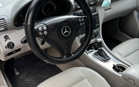 Mercedes-Benz C-Класс, 2005 год, 820 000 рублей, 9 фотография