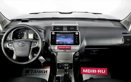 Toyota Land Cruiser Prado 150 рестайлинг 2, 2018 год, 4 815 000 рублей, 7 фотография