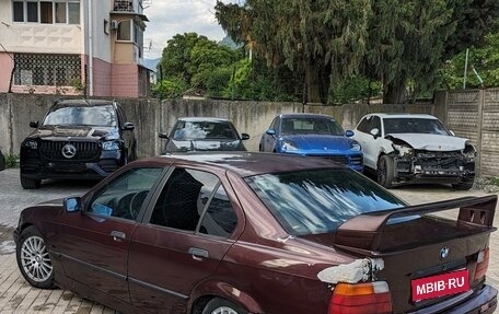 BMW 3 серия, 1992 год, 340 000 рублей, 1 фотография