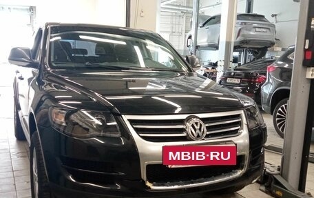 Volkswagen Touareg III, 2007 год, 1 235 550 рублей, 2 фотография