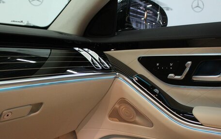 Mercedes-Benz S-Класс, 2022 год, 21 000 000 рублей, 25 фотография
