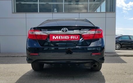 Toyota Camry, 2012 год, 1 780 000 рублей, 5 фотография