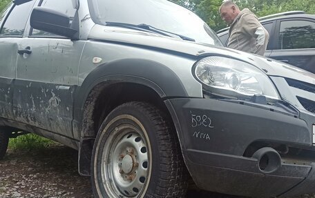 Chevrolet Niva I рестайлинг, 2012 год, 200 000 рублей, 8 фотография