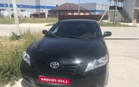 Toyota Camry, 2008 год, 970 000 рублей, 1 фотография