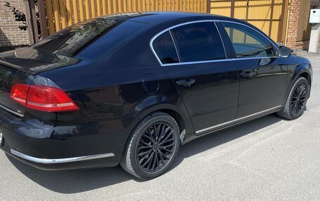 Volkswagen Passat B7, 2012 год, 1 330 000 рублей, 6 фотография