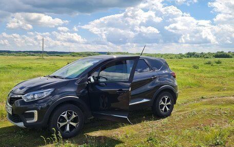 Renault Kaptur I рестайлинг, 2021 год, 1 780 000 рублей, 11 фотография