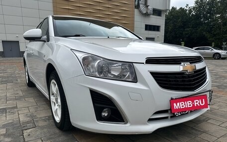 Chevrolet Cruze II, 2013 год, 970 000 рублей, 3 фотография