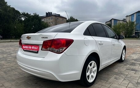 Chevrolet Cruze II, 2013 год, 970 000 рублей, 9 фотография