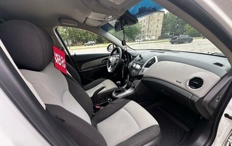 Chevrolet Cruze II, 2013 год, 970 000 рублей, 15 фотография