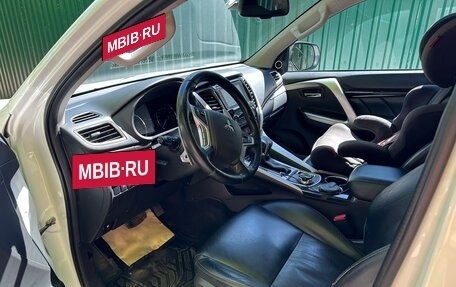 Mitsubishi Pajero Sport III рестайлинг, 2016 год, 3 150 000 рублей, 6 фотография