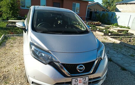 Nissan Note II рестайлинг, 2018 год, 1 050 000 рублей, 2 фотография