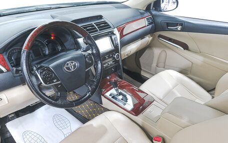 Toyota Camry, 2011 год, 2 249 000 рублей, 7 фотография