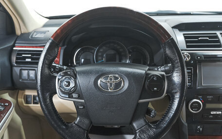 Toyota Camry, 2011 год, 2 249 000 рублей, 13 фотография