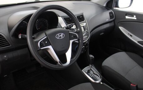 Hyundai Solaris II рестайлинг, 2013 год, 985 000 рублей, 11 фотография