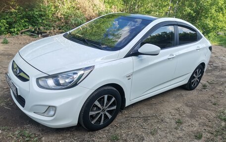 Hyundai Solaris II рестайлинг, 2011 год, 920 000 рублей, 7 фотография