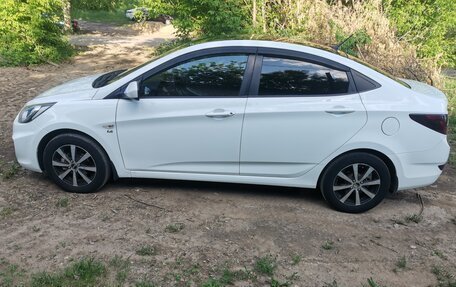 Hyundai Solaris II рестайлинг, 2011 год, 920 000 рублей, 6 фотография