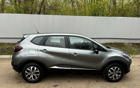 Renault Kaptur I рестайлинг, 2017 год, 1 540 000 рублей, 4 фотография