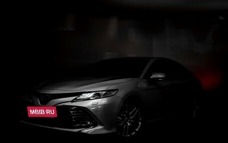 Toyota Camry, 2020 год, 3 550 000 рублей, 2 фотография