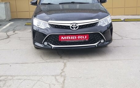 Toyota Camry, 2011 год, 1 980 000 рублей, 2 фотография