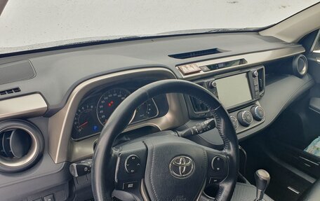 Toyota RAV4, 2013 год, 2 390 000 рублей, 2 фотография